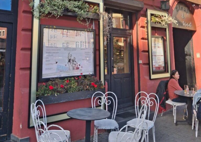 bars and cafes in krakow