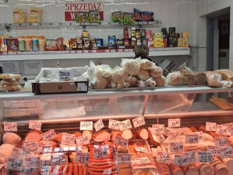 Wo und was man in Nowa Huta kaufen und in Auftrag geben kann